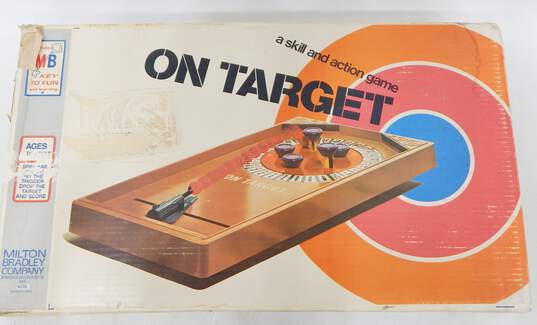 Vintage Milton Bradley On Target A Skill and Action Game  Complete Set image number 2