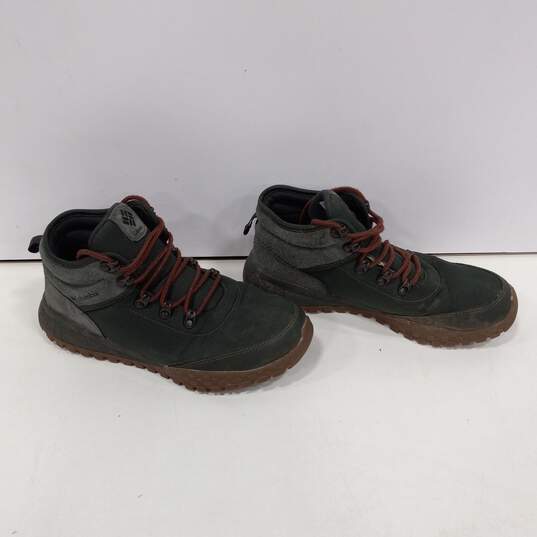 Columbia Men's Green Hiking Boots Size 9 image number 3