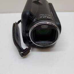 Panasonic HDC-HS80 Digital Camcorder 3.0MP, 2.7in LCD Touchscreen Video Camera alternative image