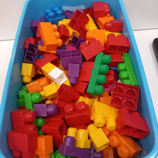 12.9 lbs. of Assorted Mega Blok Giant Building Pieces image number 1
