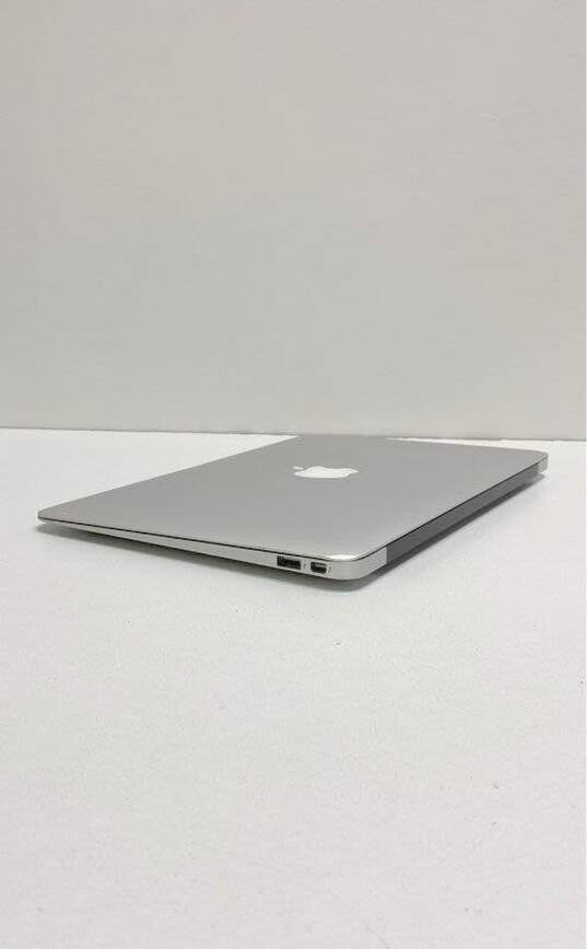 Apple MacBook Air (11", A1370) FOR PARTS/REPAIR image number 6