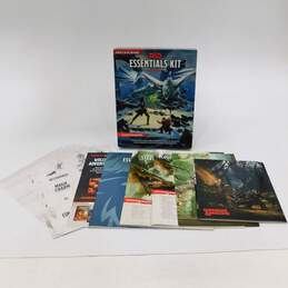 Dungeons & Dragons Essentials Kit Unpunched