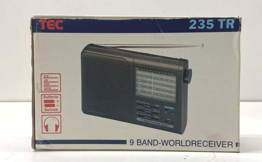 TEC 235 TR 9 Ban World Receiver Radio image number 1