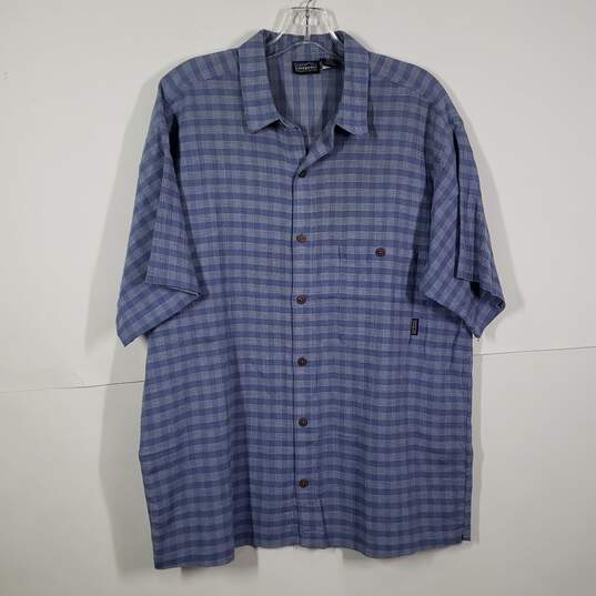 Mens Cotton Plaid Regular Fit Short Sleeve Collared Button-Up Shirt Size Large image number 1