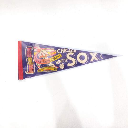 VTG 1959 Chicago White Sox American League Champs Purple Felt Baseball Pennant image number 1