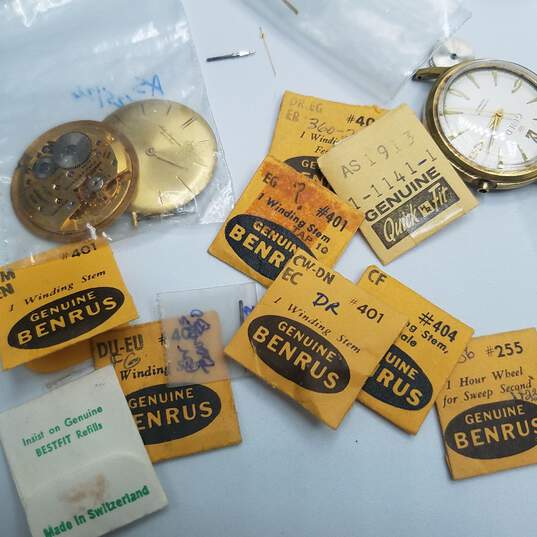 Vintage Wind-Up Assorted Watch & Brand Parts 240.0g image number 3