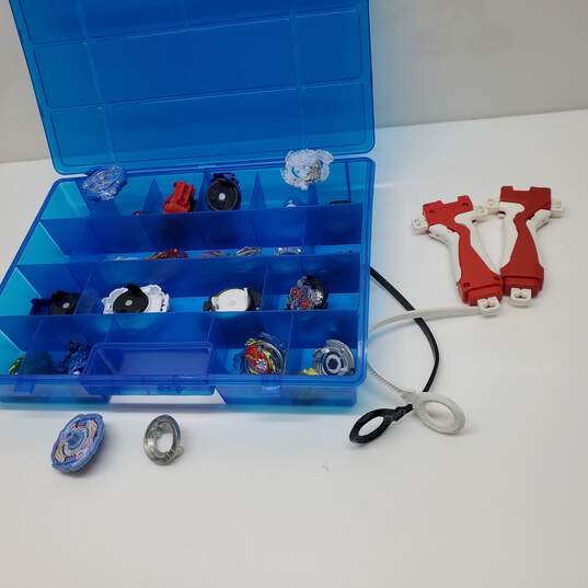 VTG. Assorted Lot Hasbro Beyblade W/Carry Case Untested P/R image number 1