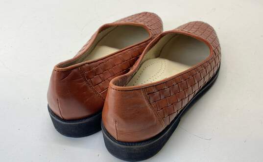 Cole Haan Women's Brown Leather Basket Weave Flats Size 7 image number 6