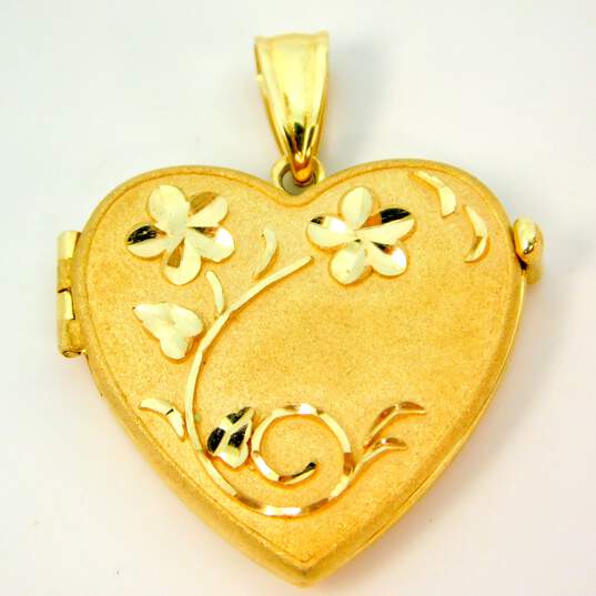 14k Yellow Gold Floral Sandblasted Heart Locket 4.8g image number 6