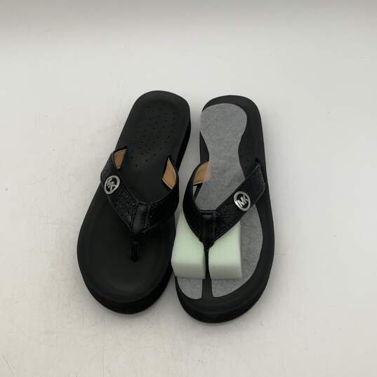 IOB Michael Kors Womens Black Gage Glitter Platform Heel Flip Flop Sandals Sz 9 image number 2