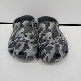 Crocs Men's Gray Camo Clogs Size 13