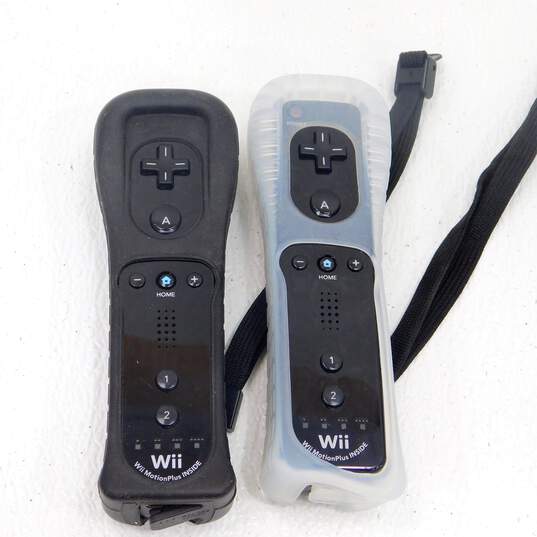Nintendo Wii W/ 2 Controllers image number 7