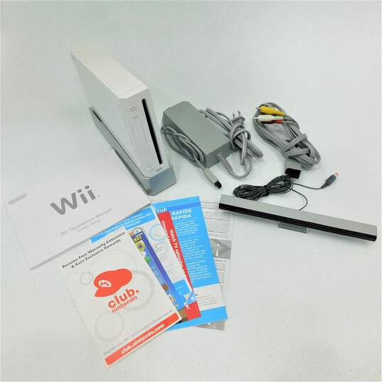 Nintendo Wii IOB image number 1