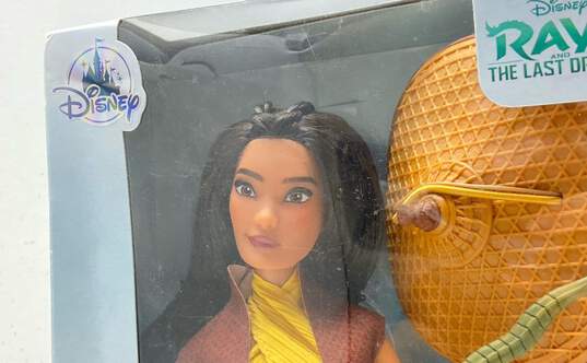 Disney Raya & the Last Dragon Doll image number 2
