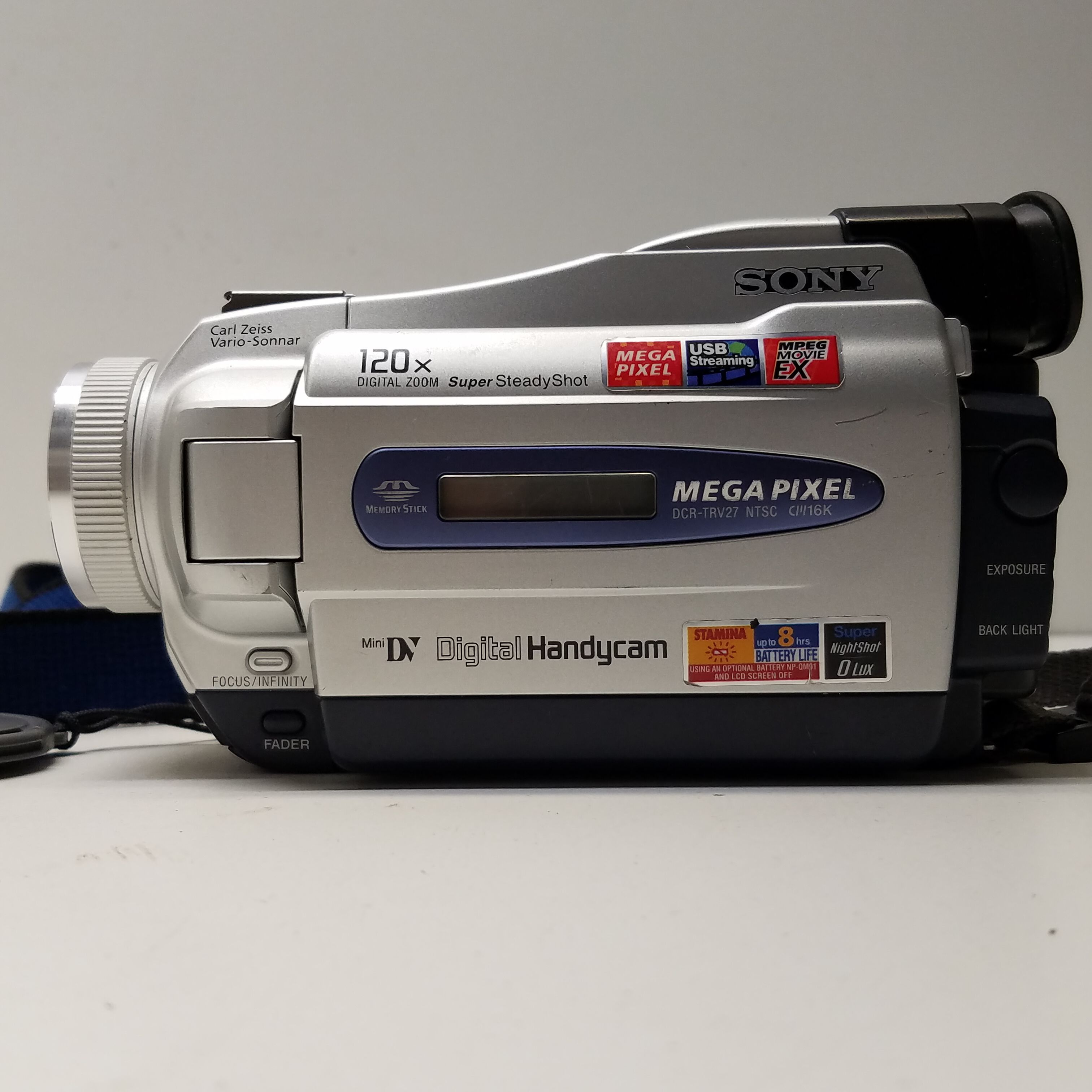 Sony Handycam DCR-TRV27 MiniDV Camcorder For Parts or Repair