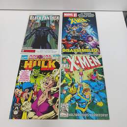Bundle of 13 Assorted Marvel Comic Books alternative image