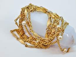 VNTG Lisner BSK & Fash Black & Gold Tone Clip Earrings Necklace & Bracelet alternative image