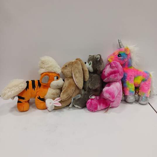 Bundle Of 6 Assorted Plushes image number 5