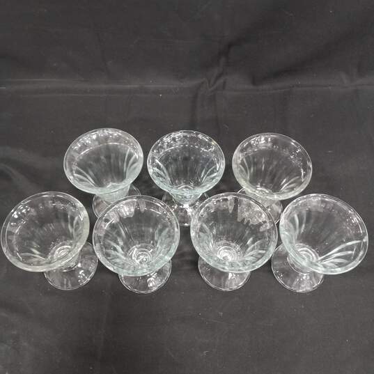 Set of 8 Vintage Glass Parfait Dishes image number 4