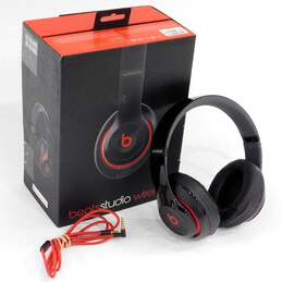 Beats By Dr. Dre Beats Studio Wireless (B0501) Headphones w/ Box and Accessories