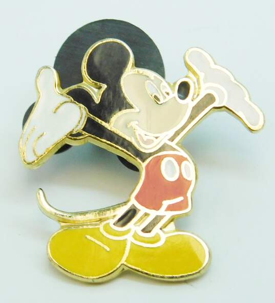 Disney Minnie & Mickey Collectible Pins image number 2