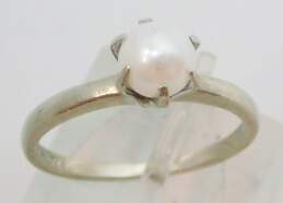 10K White Gold Pearl Solitaire Ring 2.2g