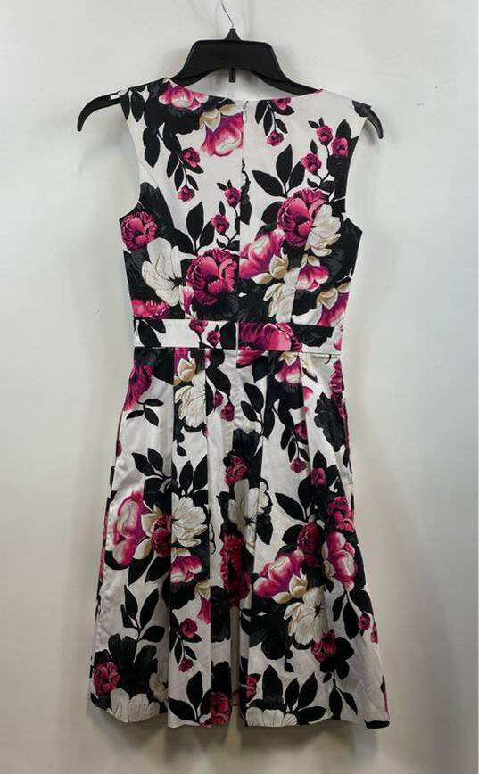 White House Black Market White Floral Casual Dress - Size 00 image number 2