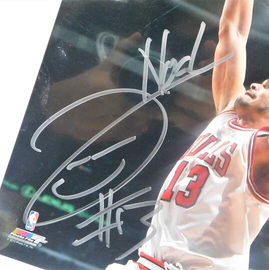 Joakim Noah Autographed 8x10 Photo Chicago Bulls image number 2