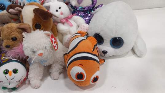 Lot of 23 Assorted Ty Plushies image number 5