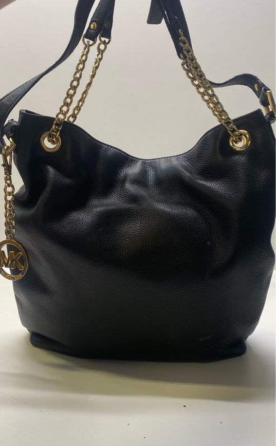 Michael Kors Pebble Leather Hamilton Shoulder Bag Black image number 1