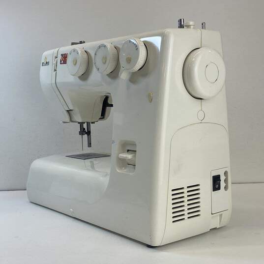 Kenmore Sewing Machine 385.12102990-SOLD AS IS, UNTESTED image number 3