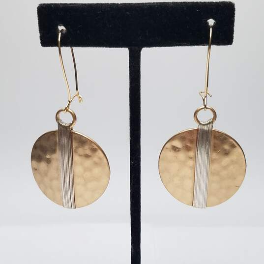 RLH - SOHO Gold Tone Wire Wrapped Hammered Disc Dangle Earrings 20.2g image number 2