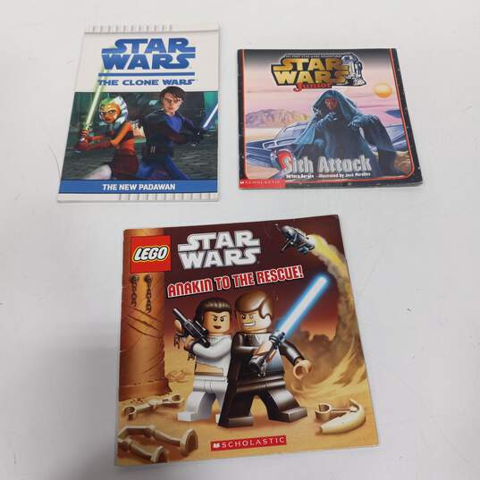 Bundle of 11 Assorted Star Wars Books image number 5