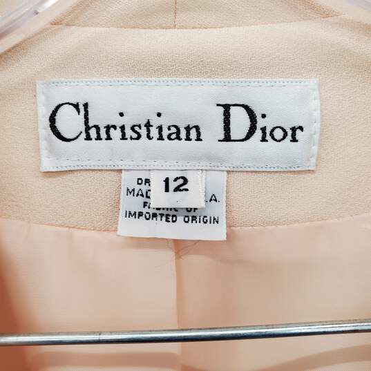 AUTHENTICATED WMNS CHRISTIAN DIOR PEACH 2pc SKIRT SUIT SZ 12 image number 5