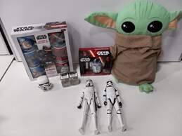 Lot of Assorted Star Wars Collectibles
