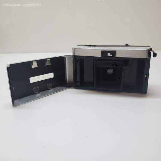 Vintage 1960's KODAK Camera Instamatic 304 Point & Shoot Made In USA Untested image number 2