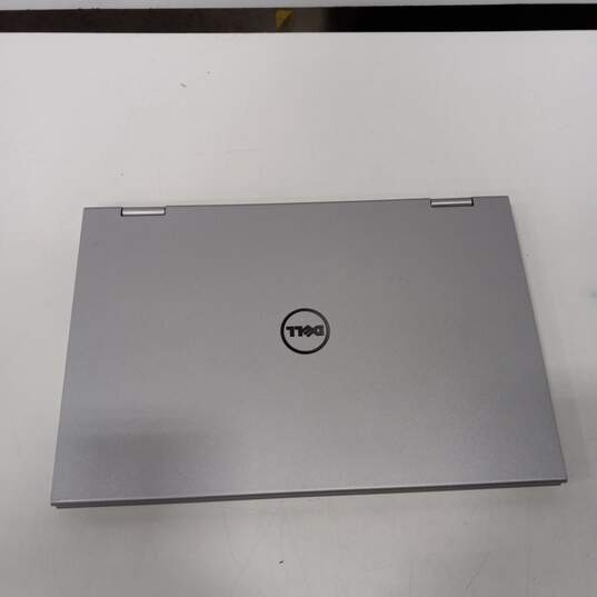 Dell Inspiron II 2-N-1 Laptop Model P20T image number 2