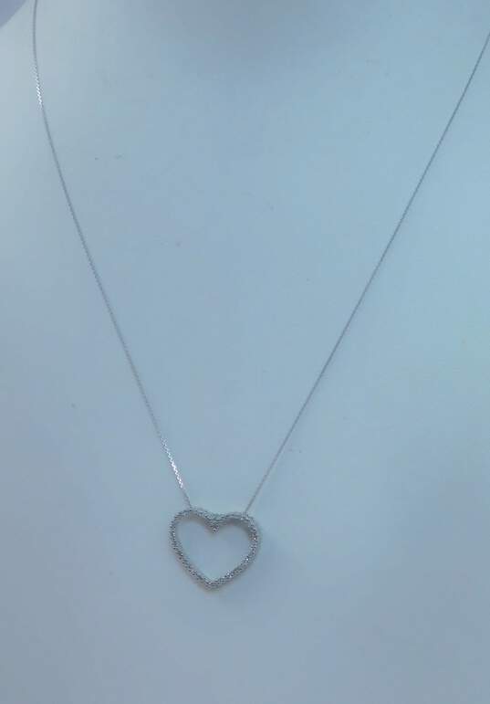 14k White Gold Diamond Accent Open Heart Pendant Necklace 2.6g image number 2