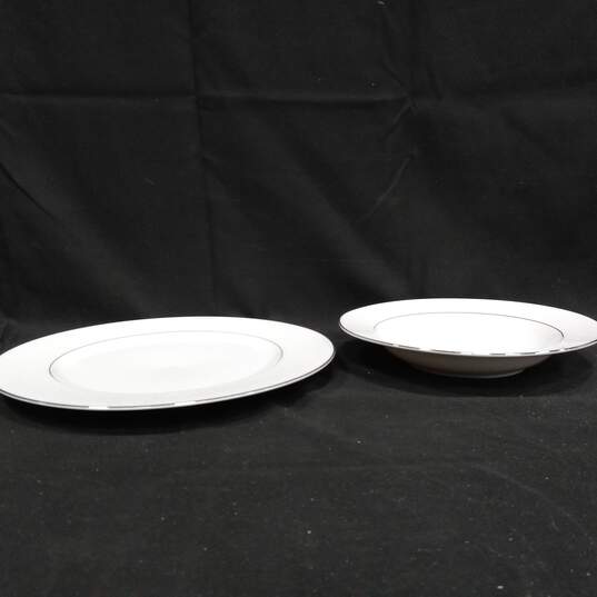 8pc Style House Fine China Brocade Pattern Dinner Plates & Salad Bowls image number 6