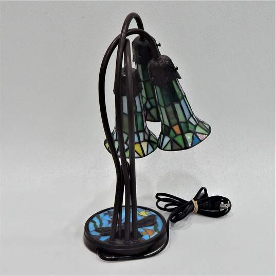 3 Light Tulip Shade Stained Glass Tiffany Style Table Lamp image number 5