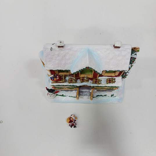 The Bradford Exchange Disney Twas The Night Before Christmas Illuminated Story House image number 7
