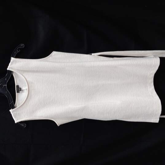 Women's White Dress Size Small image number 1