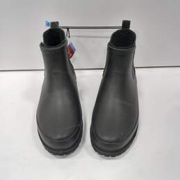 Women's Black Rubber Boots Size 6 alternative image