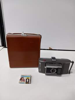 Vintage Polaroid Land Camera Model J66 with Case