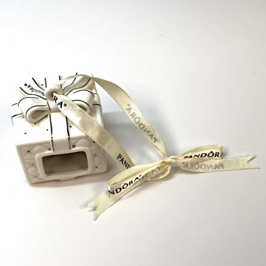 Designer Pandora Christmas Porcelain Ornament Gift Box With Dust Bag image number 2