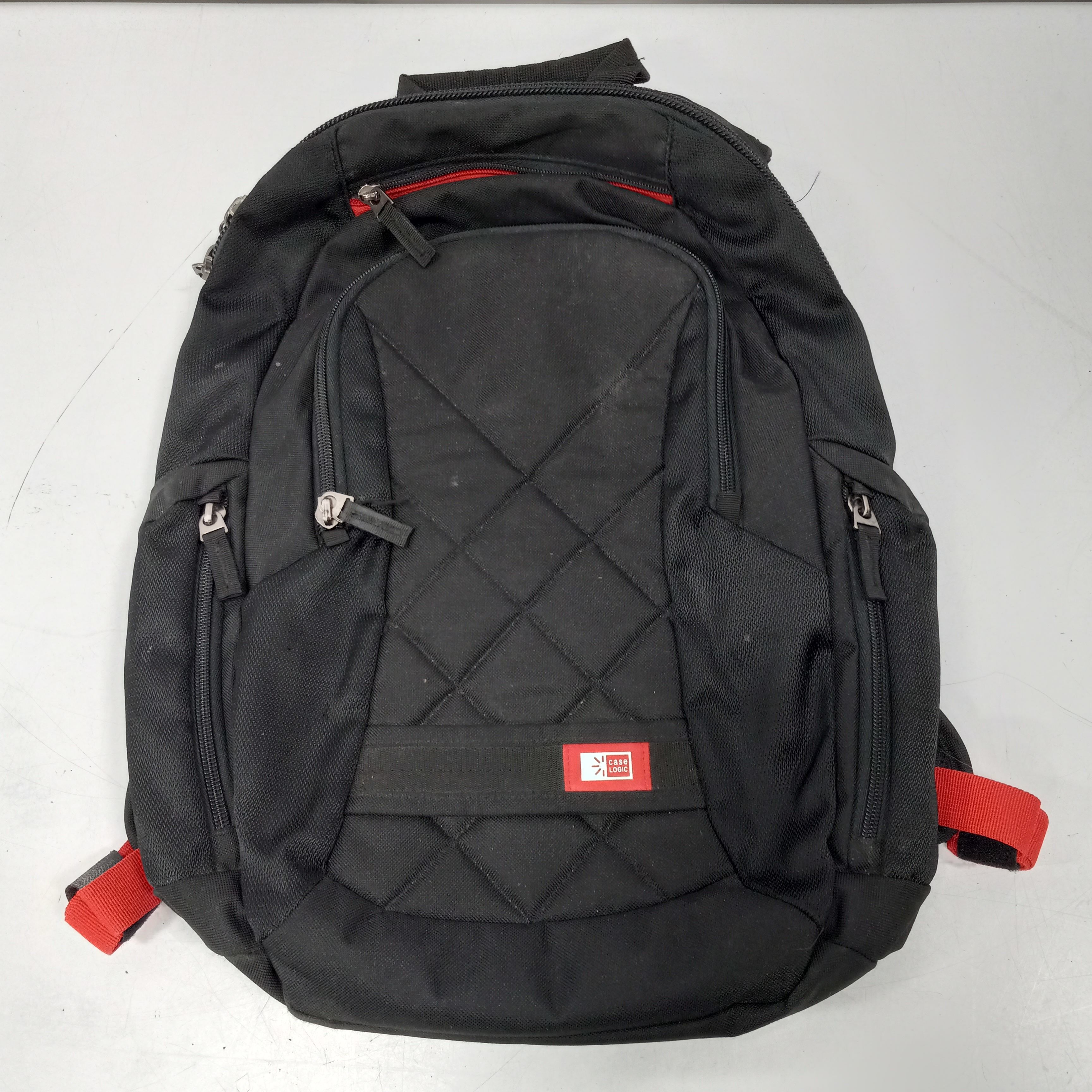 Best Buy: Case Logic Backpack for 15.6