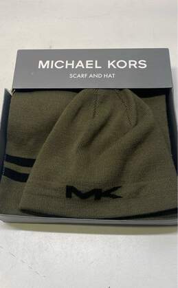 Michael Kors Scarf Beanie Hat Gift Set