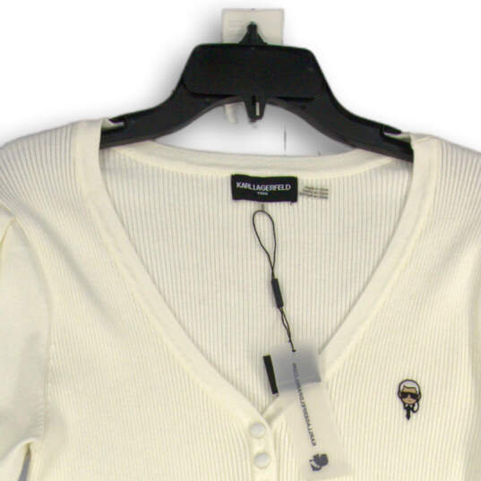 NWT Womens White V-Neck Short Sleeve Knit Blouse Top Size Medium image number 3