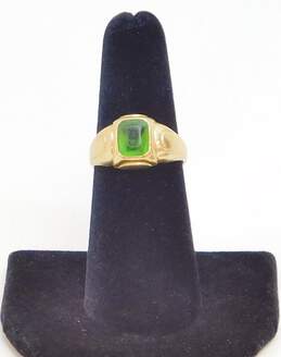 Vintage 10K Yellow Gold Peridot Color Glass Ring 2.3g