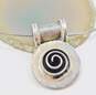 Artisan Mexico 925 Modernist Spiral Swirl Overlay Circle Chunky Pendant Omega Chain Necklace 19.7g image number 3
